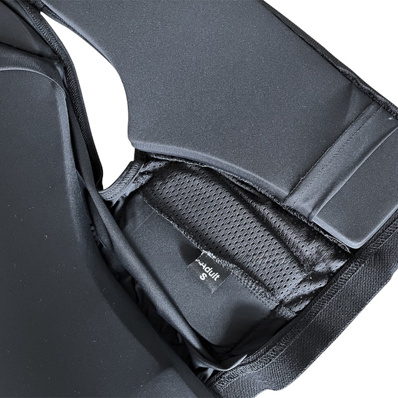 Black Horse Bits Horse Riding Vest The Must-Have for Equestrian Enthusiasts