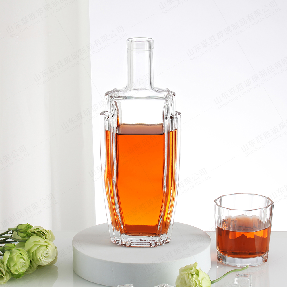 Custom Capacity Glass Bottle 200ml 500ml 700ml 750ml Frosted Flint for Whiskey Gin Rum