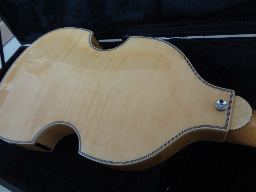 4 string bass guitar Hofner BB2 guitar UK flag on flamed body top Hofner contemporary series
