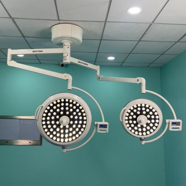Cheap Durable Energy Efficient Surgical Lights For Long Term Use In Operating Rooms for sale
