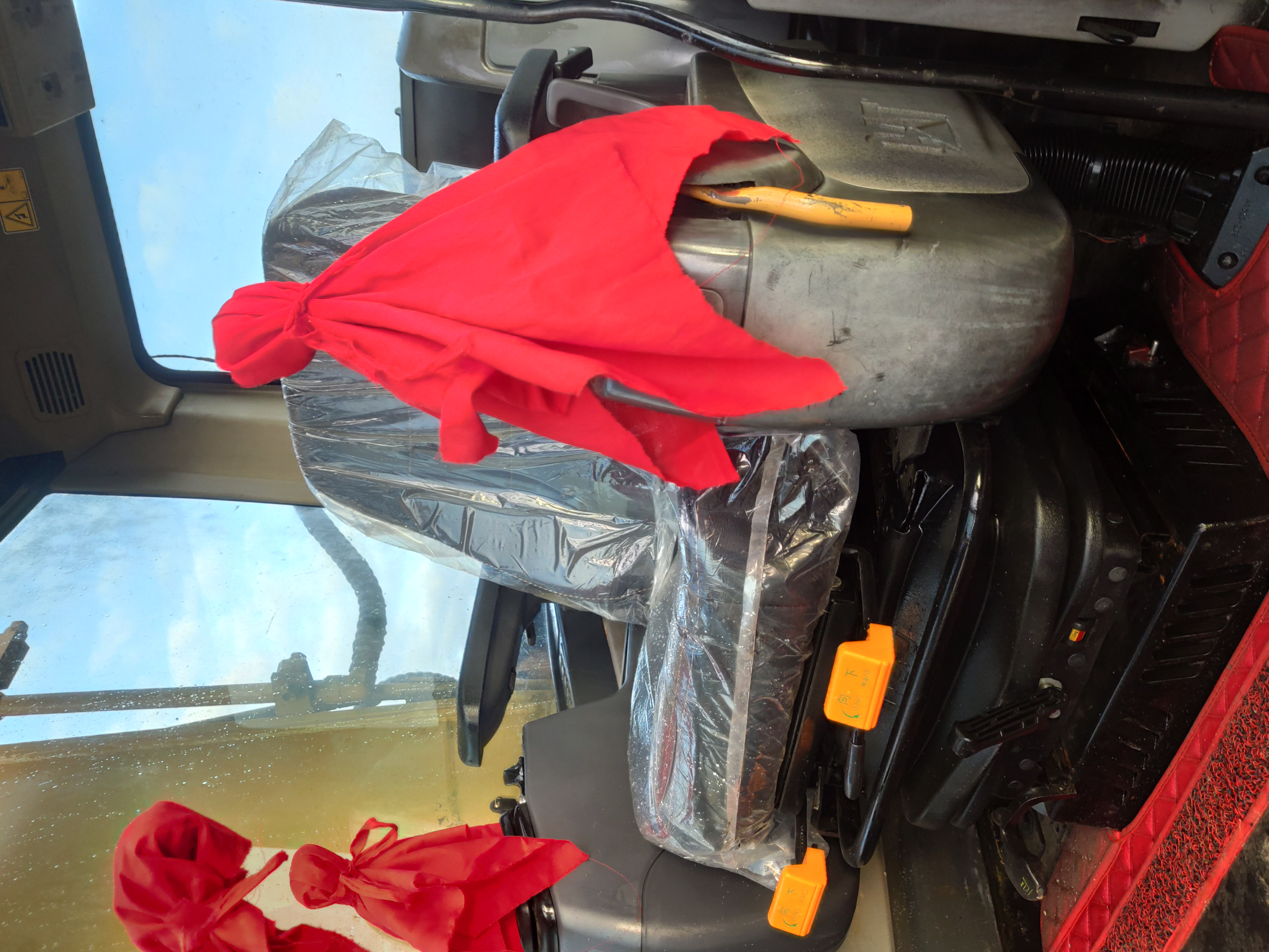 8.96m Length Caterpillar 320D2/320DL Excavator Used Machinery Caterpillar Engine