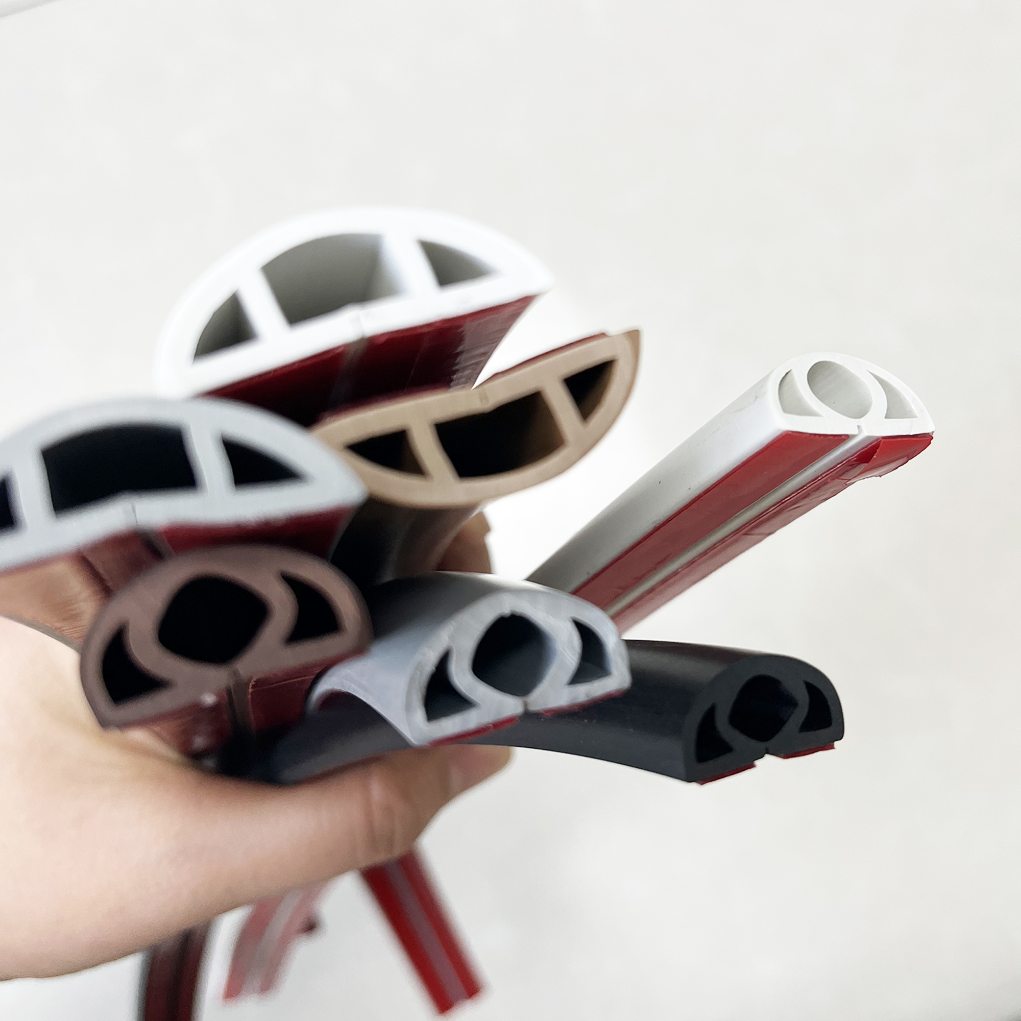Roadway Safety Self Adhesive Wire And Cable Trunking With IATF Certified