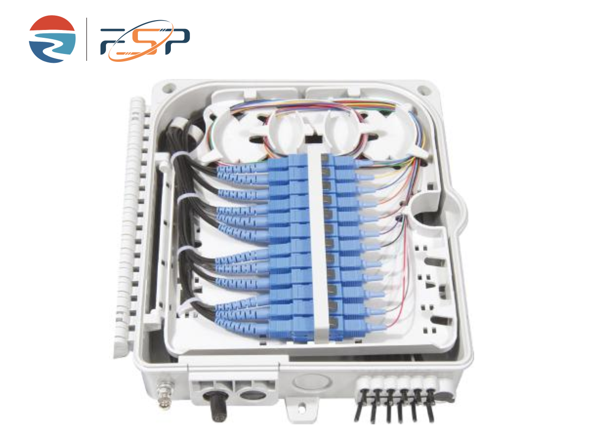 Fiber Optic Distribution Box Access FTTH Outdoor 12 Cores Termination IP68 Telecom Power
