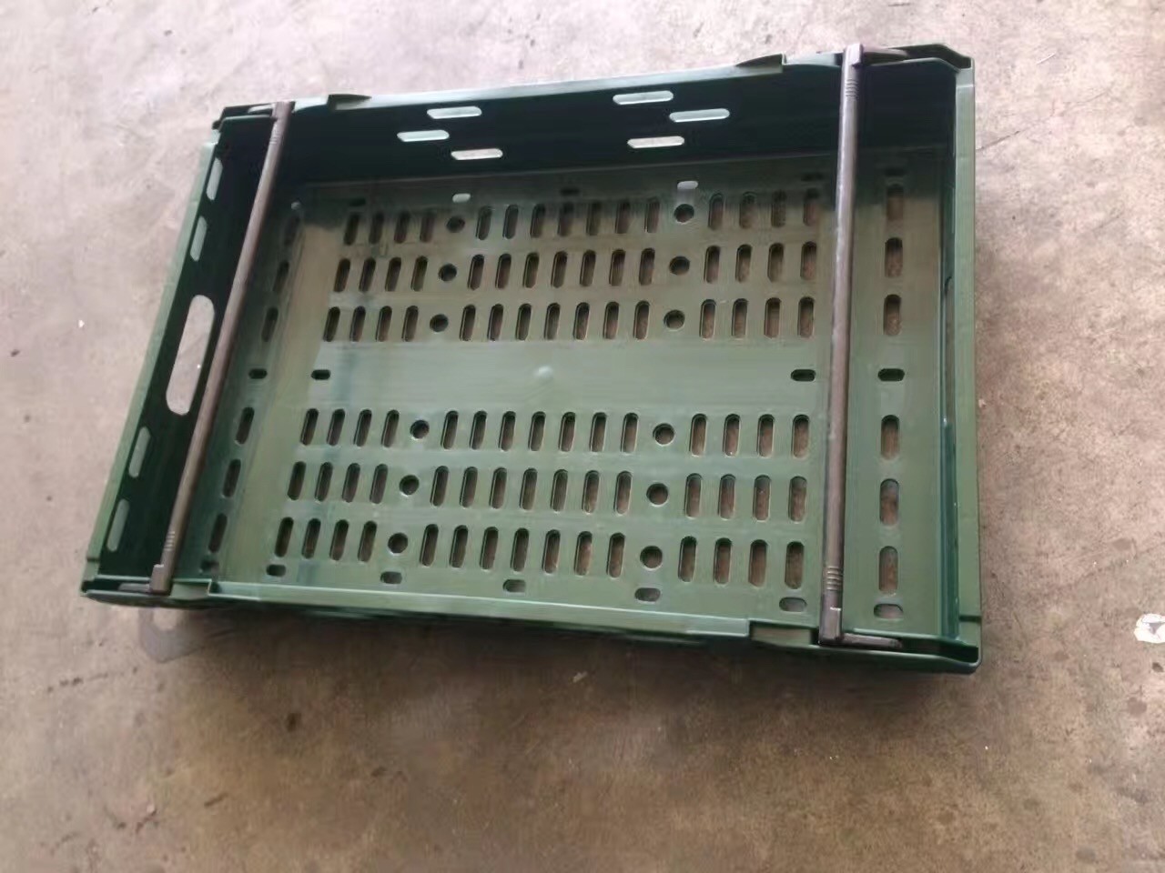 Supermarket Stacking Storage Boxes 600*400mm Virgin PP Material 6 different Height