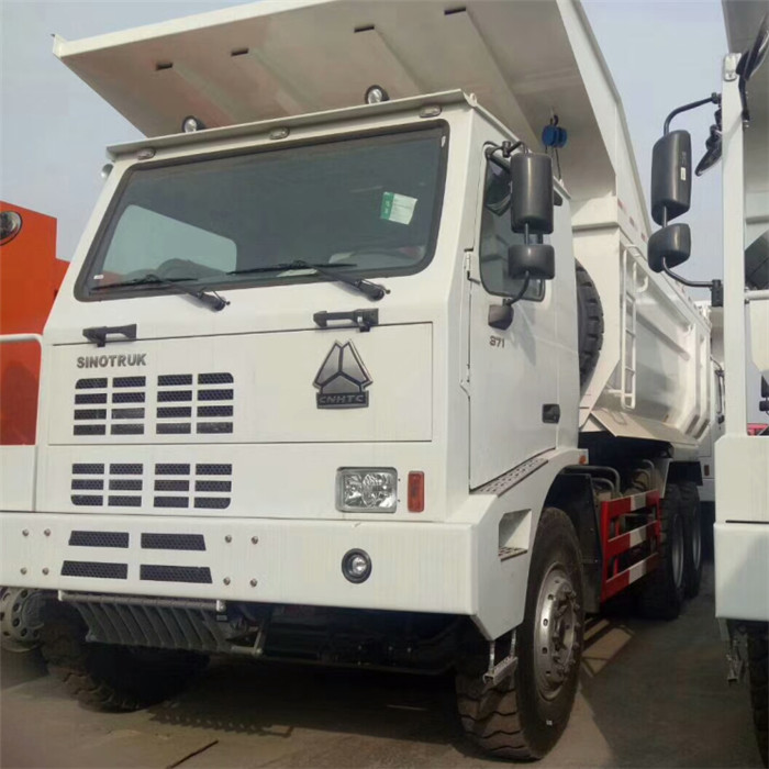 Euro2 25m3 Sinotruk HOWO Heavy Duty Dump Truck 70T Mining 6x4 LHD New Truck euro II/III