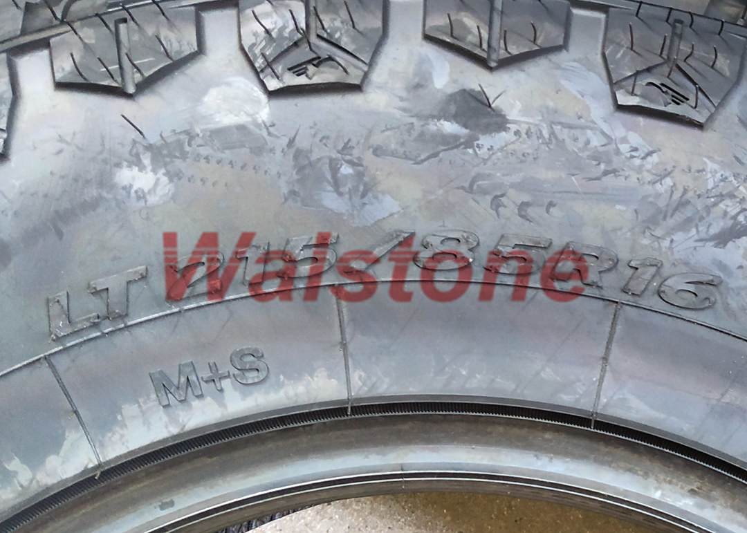 LT215 / 85R16 Aggressive Tread Pattern Mud Terrain Tyres Jagged Terrain Conqueror
