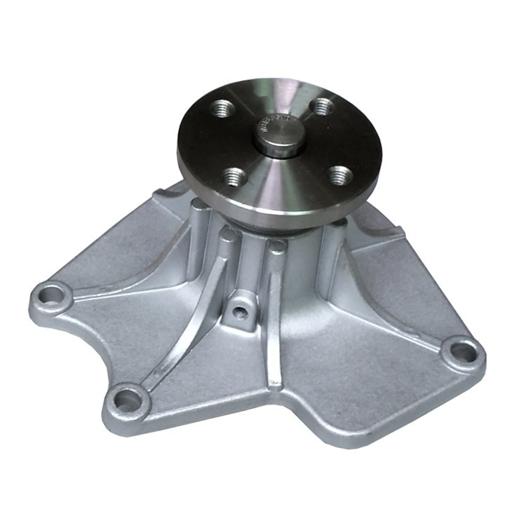 SH60 4M40 Engine Water Pump Excavator Diesel Parts