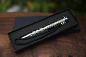 Quality gift defense metal pen glass breaking tactical pen for self protect wholesale