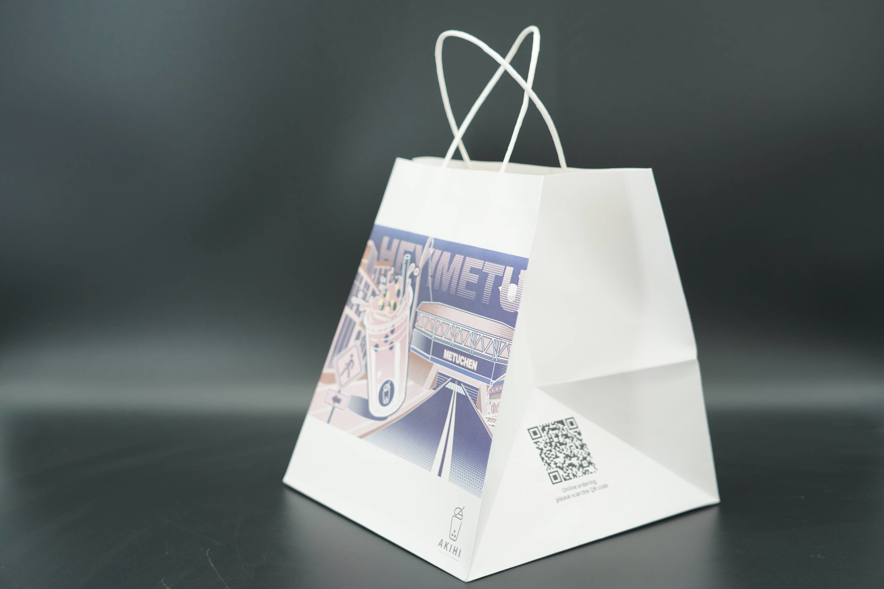 White Unique Custom Printed Paper Bags Recyclable Extra Large Bottom