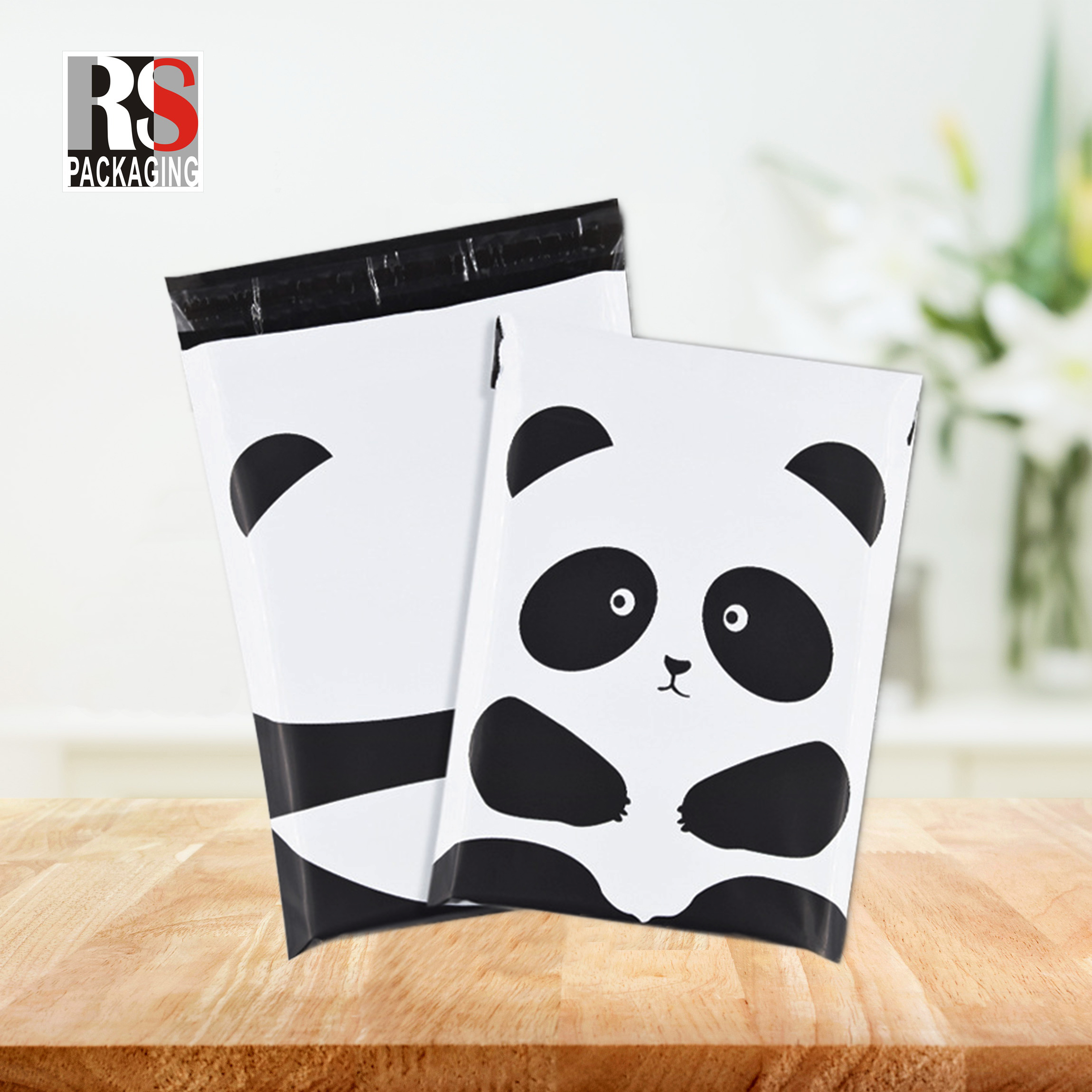 White LDPE Plastic Poly Shipping Bag For Clothes Packaging Customized
