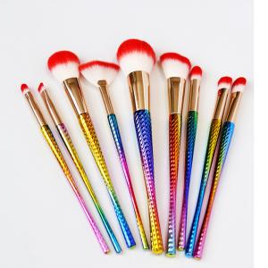 Quality Slim Waist Dreamy Makeup Brush Set With Gradient Color Durable Plastic Handle wholesale