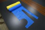 Plastic Disposable Aprons On A Roll White Blue Red Green Pink Yellow Black Color