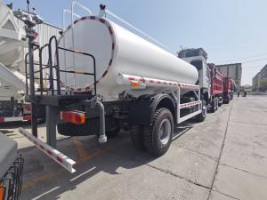 Quality HOWO SINOTRUK Water Tank Truck 300HP With High Pressure Flush Function wholesale