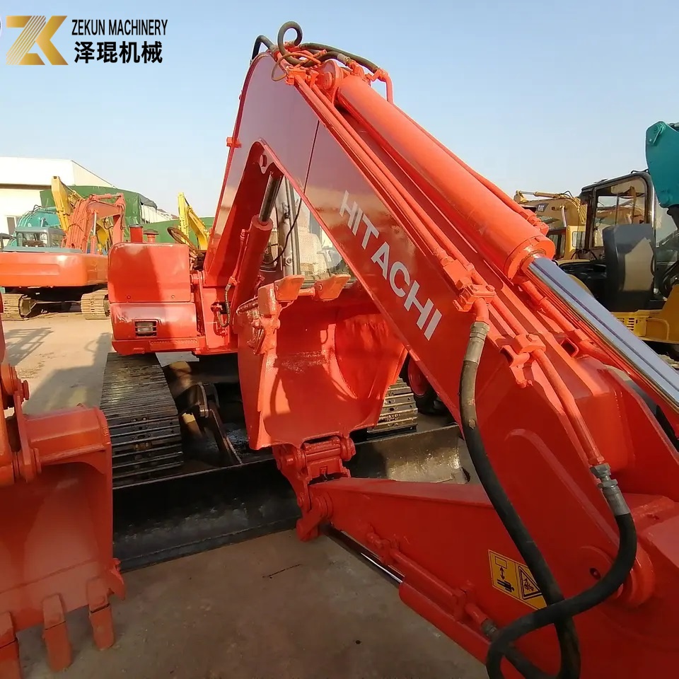 2018 Original Used Hitachi EX60 Excavator Crawler Machine EX60-5 with Hydraulic Valve