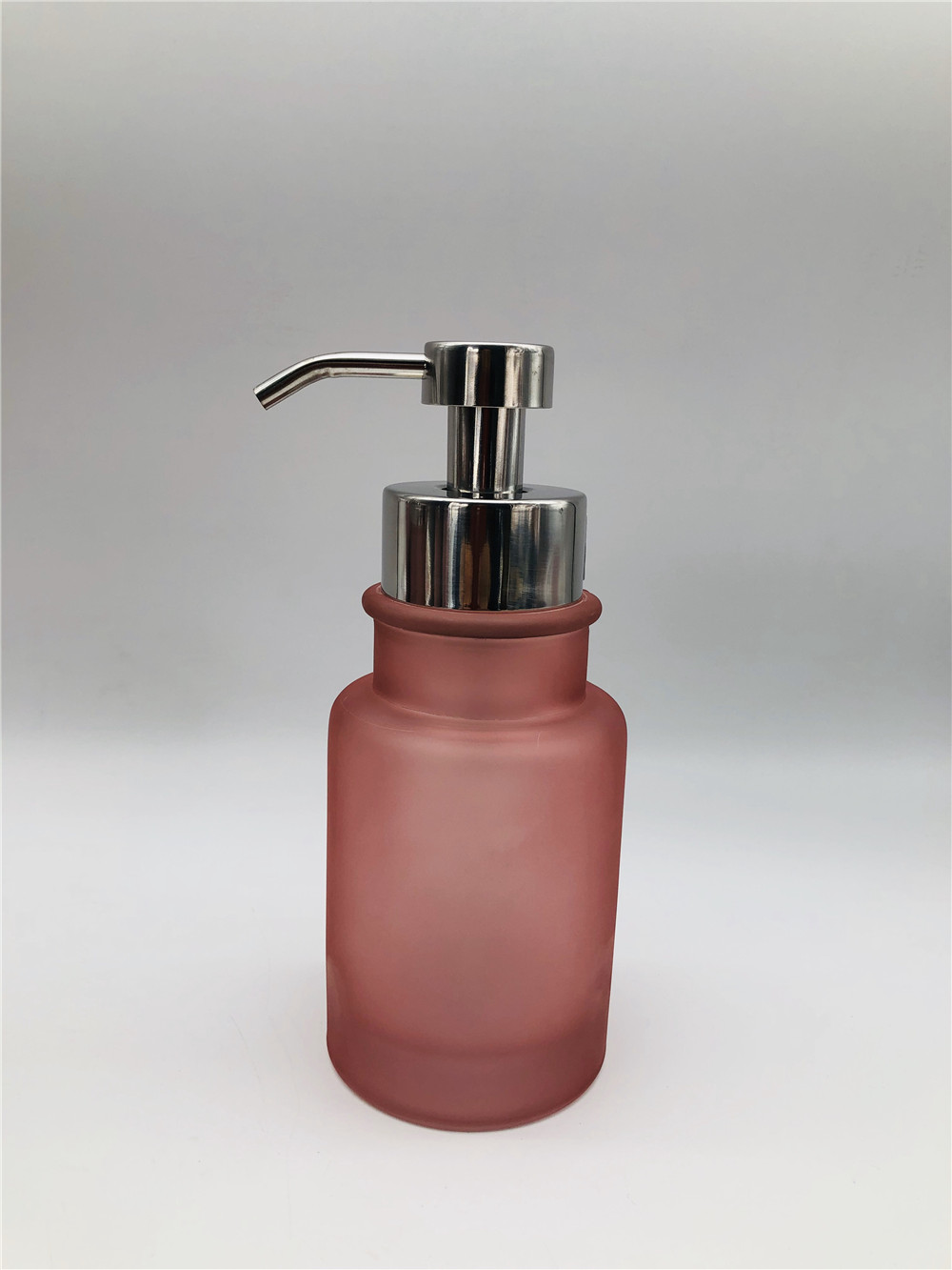 Frosted Red Seven-Piece Set Glass Bathroom Accessories For Home Hotel