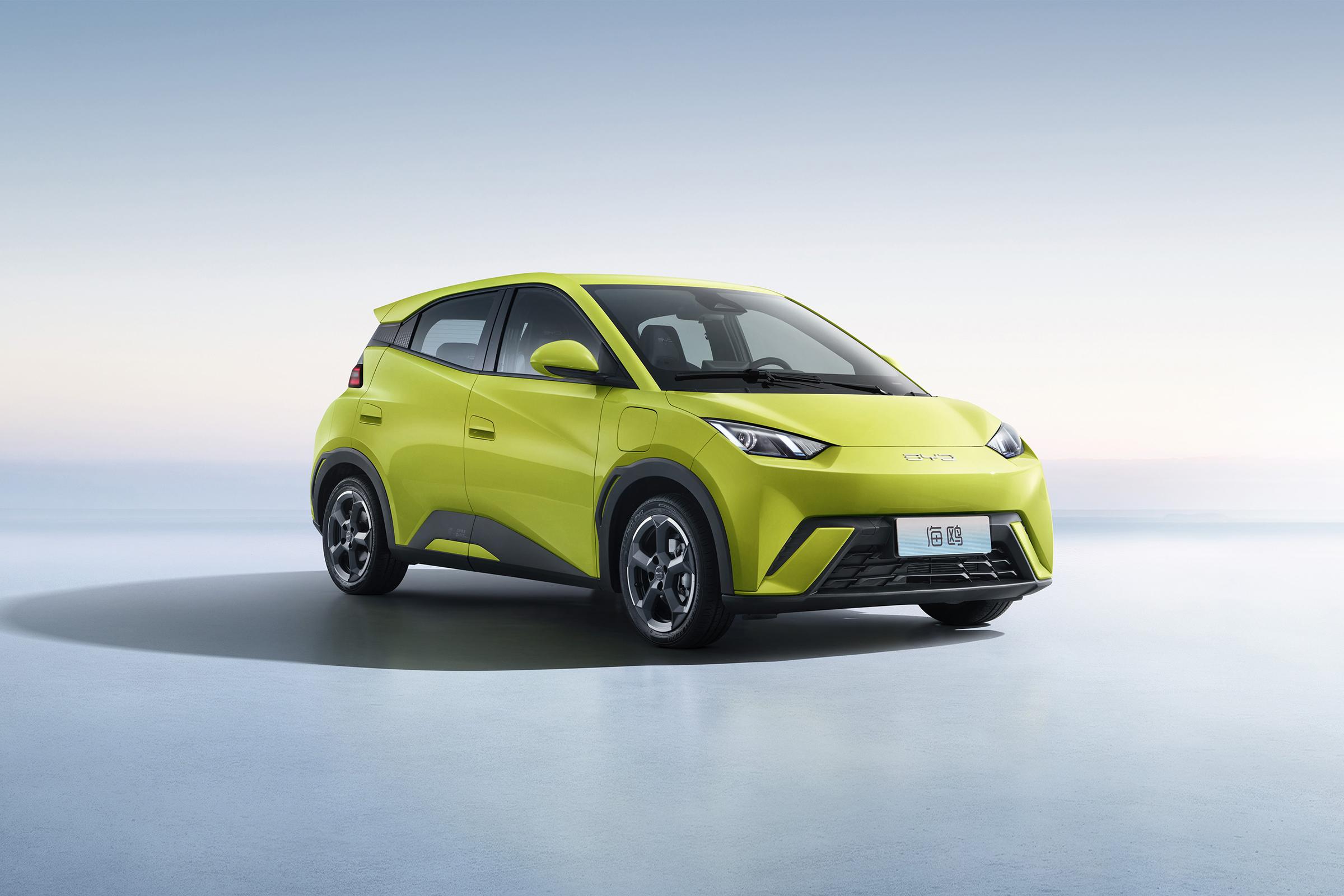 305 KM Long Range 2024 BYD Seagull Electric Car 5-Door Hatchback EV for Sale in Chinese Market