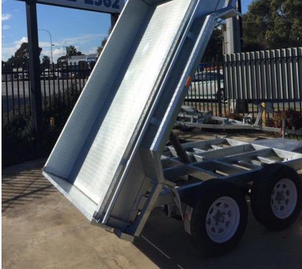 10x6 Hot Dipped Galvanised Tipper Trailer , Tandem Axle Tipping Trailer 3200kg