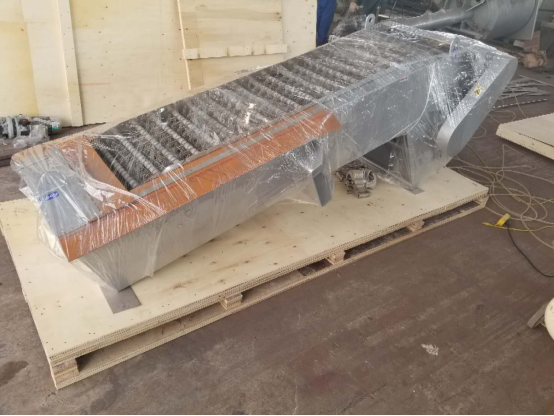 Debris Wastewater Bar Screen Dual Flow Band Solid Liquid Separator Chain Tension Adjustable