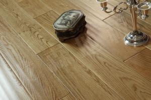 Quality handscraped white oak engineered wooden flooring with natural lacquer wholesale
