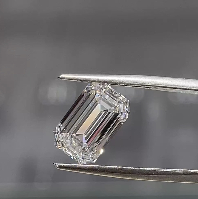 Emerald Cut Lab Grown Triple Excellent Diamond 3EX Loose Lab Made Diamonds IGI Certified