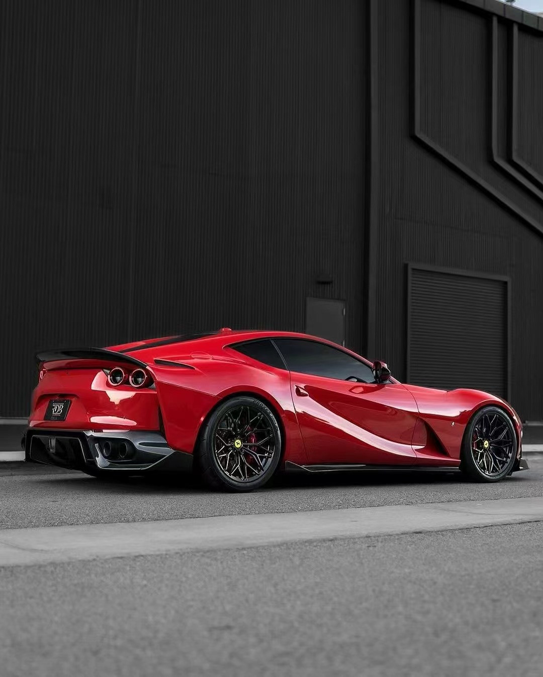 1016 Ferrari Body Kit 812 190mm Carbon Fiber front bumper diffuser Spoiler