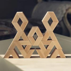 Quality 16pcs V Shape Natural Large Wooden 3D Building Blocks Toys Baby Unpaint Wooden Montessori Educational Stacking Blocks To wholesale