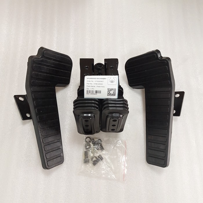 31N6-20020 Pedal Assy For R110-7 R110-7A R140LC-7 R140LC-7A R160LC7