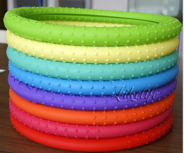 Car Accessories Silicone Steering Wheel Cover Weather Resistant With Customized