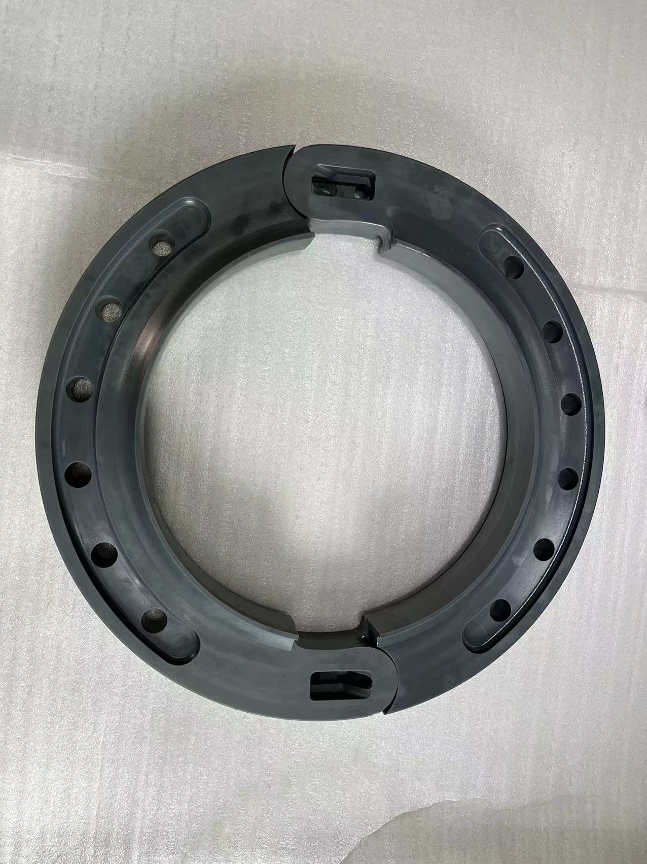 Modified Vehicle Run Flat Wheel Inserts Blowout Protection Military Run Flat Inserts