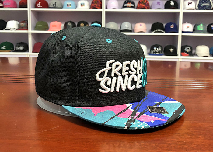 Customize Debossed Snapback Hats And Caps Mens 3D Embroidered With String