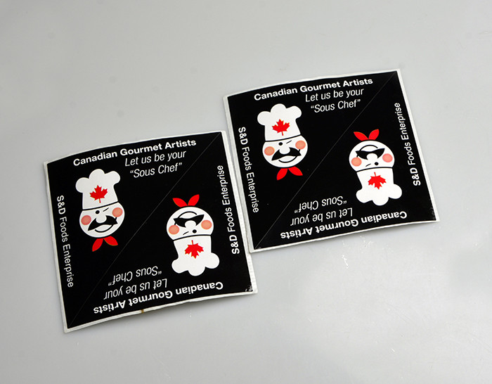 Custom printing glossy varnishing self adhesive special paper chinese wine bottle labels roll