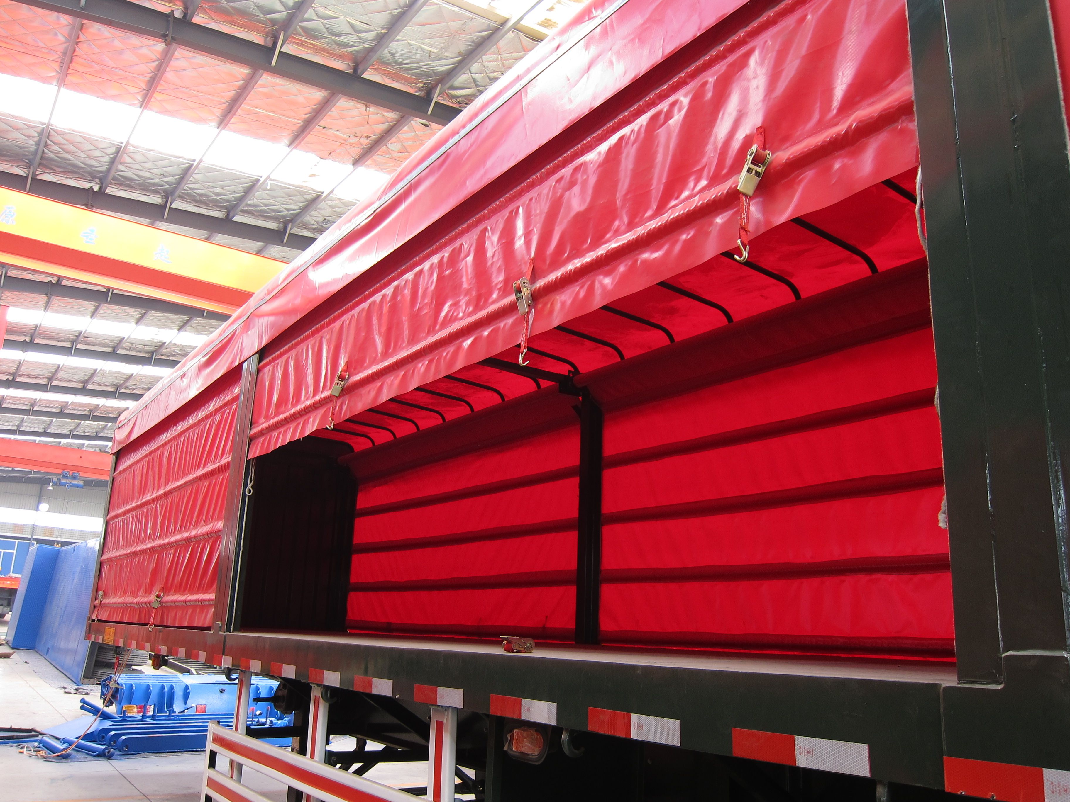 NDRC Announced Enterprise 40 Tons Curtain Semi Trailer with Dual Line Braking System