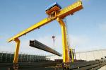 Electricity Powered 10-75t Double Girder Gantry Crane Smooth Lifting With