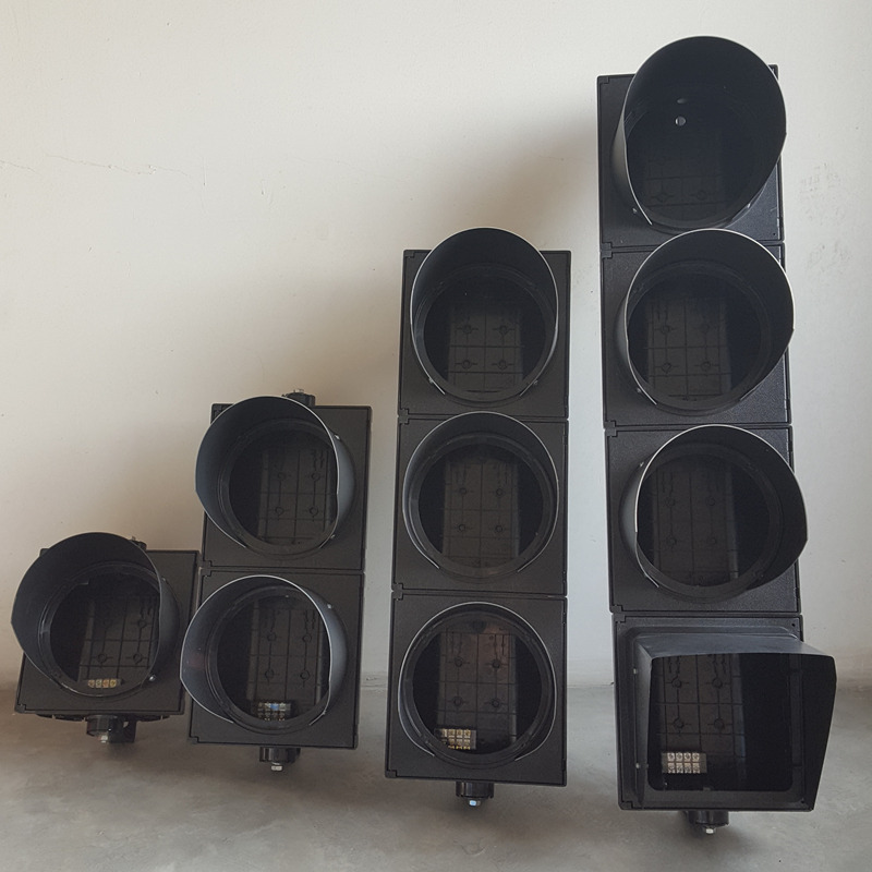 Flip Door Detachable Appearance 200MM Housing 4-Aspect Body Part Road Traffic Light