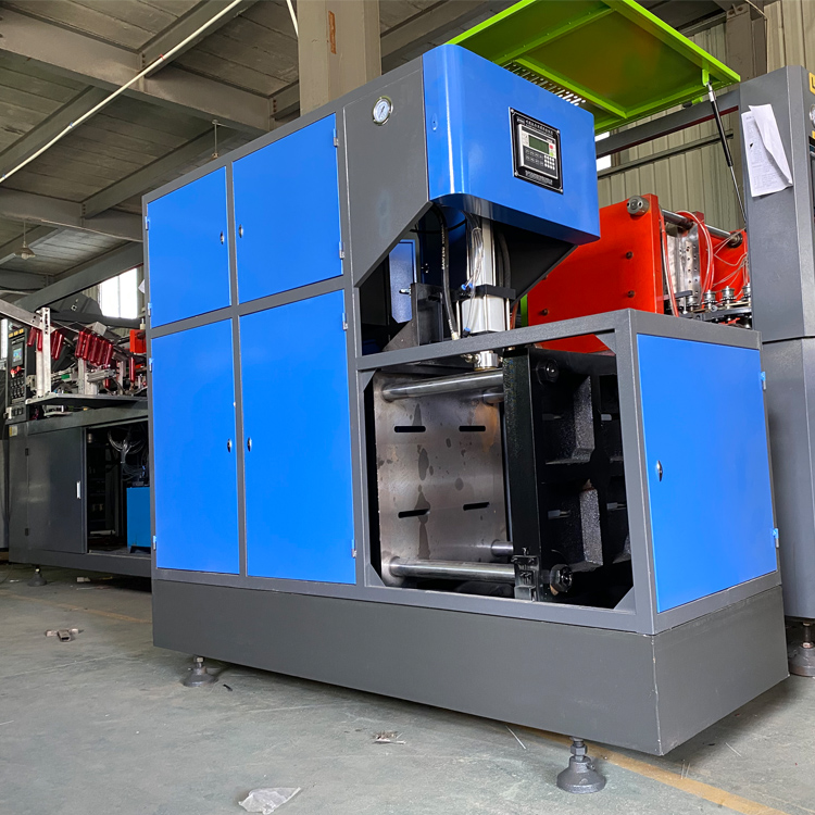Professional Semi Automatic Pet Blow Moulding Machine for Food Beverage Easy Operation