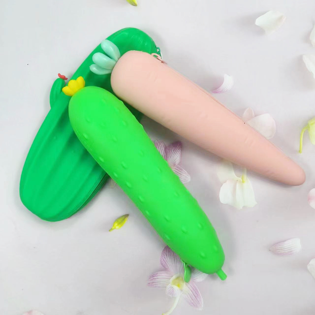 Pencil Case Colorful Silicone Waterproof Pencil Pouch Aesthetic Lightweight Portable Pen Bag Stylish School Supplies