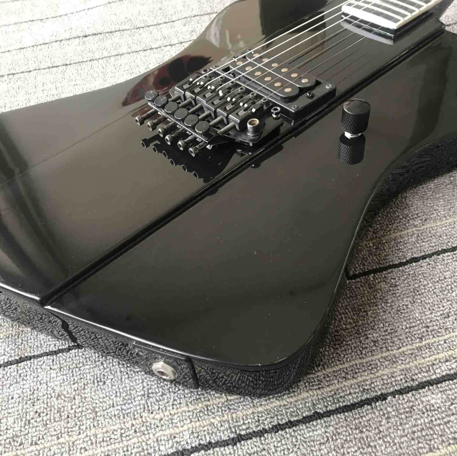 Custom Jackson Electric Guitar in Black