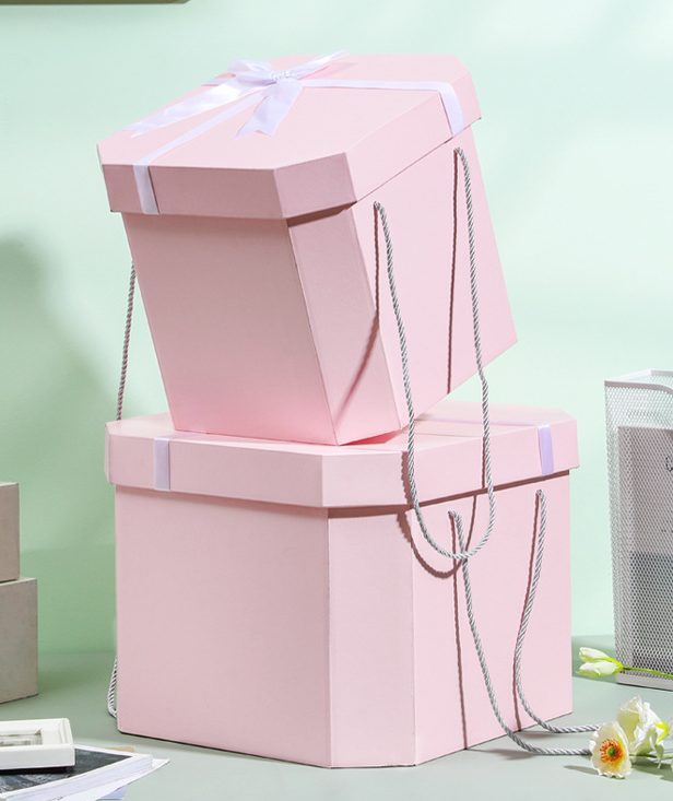 Square Novelty Ribbon Birthday Gift Box Packing Box Paper Gift for Customized Logo Size