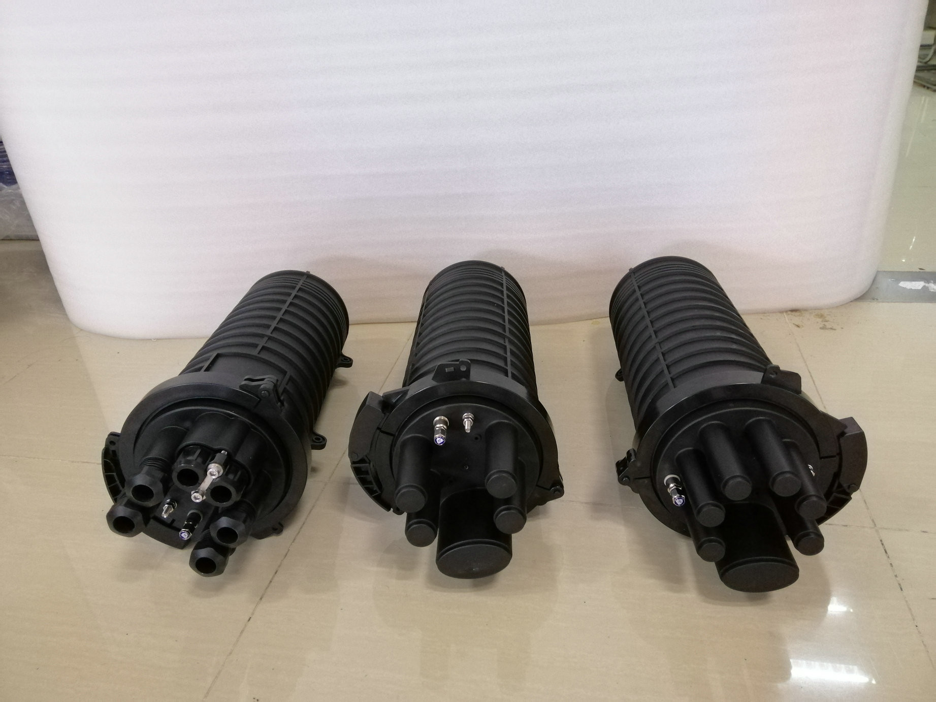 fiber optic joints 144 FO dome closure with one oval and 6 round ports