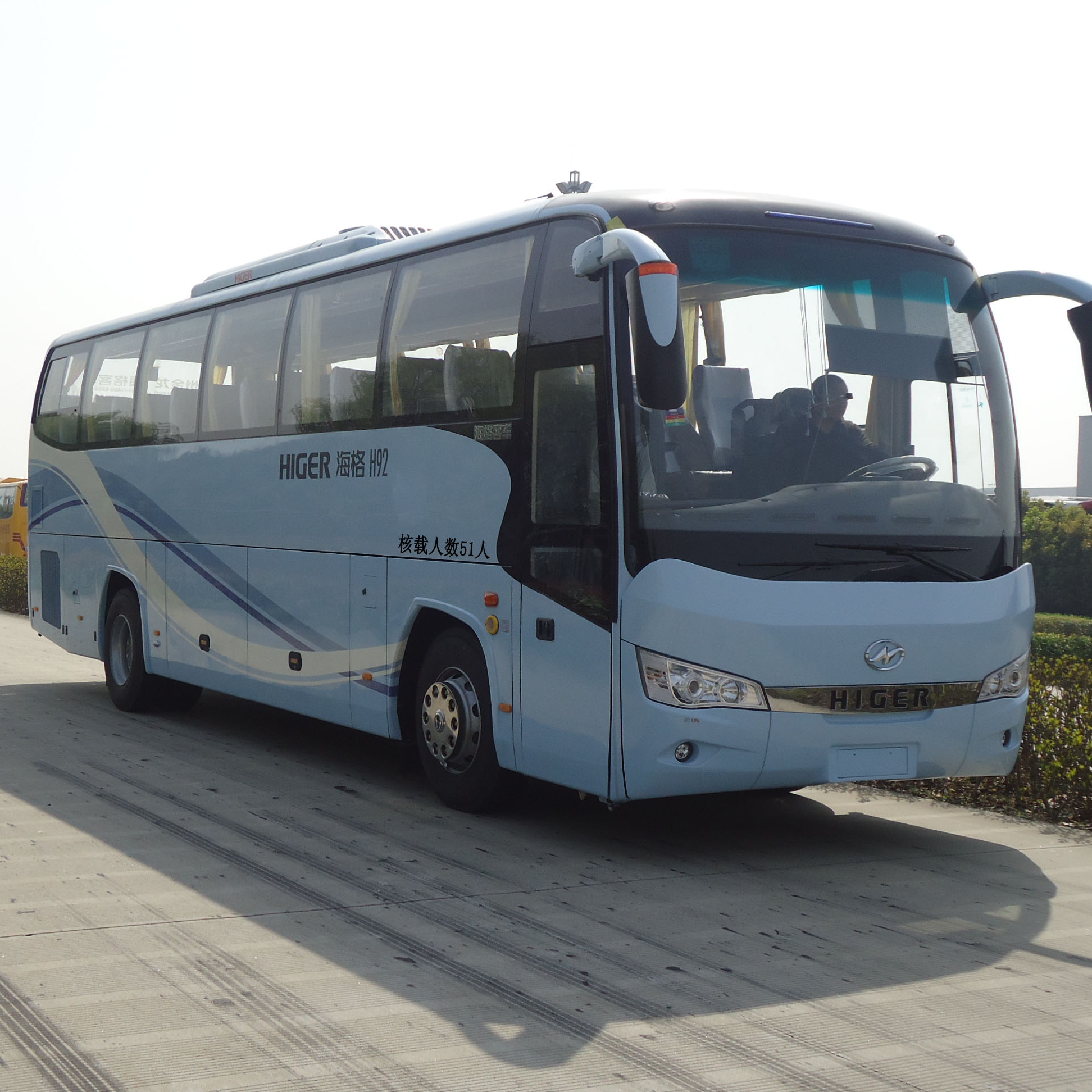 WP10.375 Engine Diesel Automatic Bus With Toilet 35seats 55seats Spacious Interior