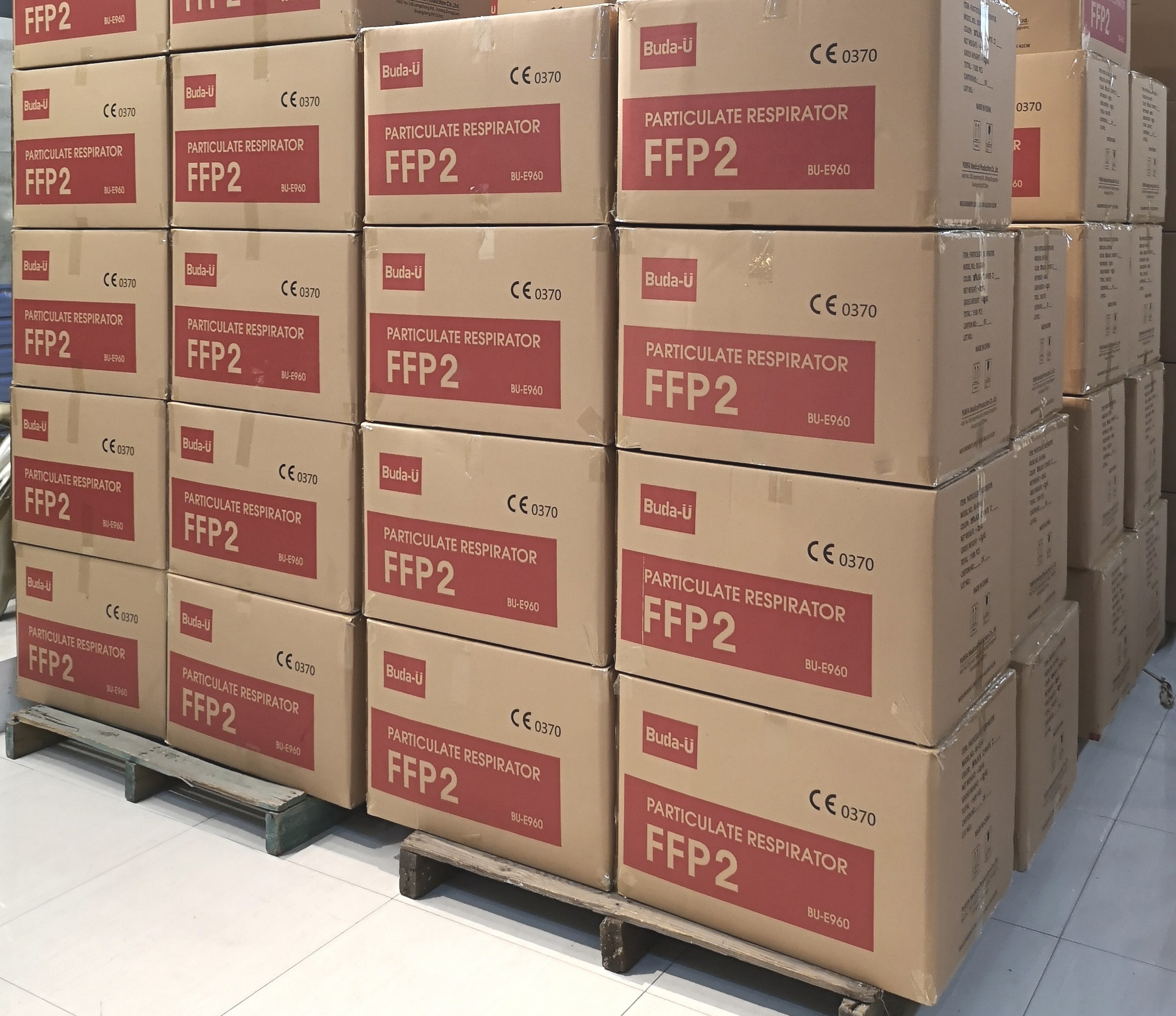 French FFP2 Face Mask , Mask Respirator FFP2 CE 0370 In French Packing Box , FFP2 Protective Mask In France
