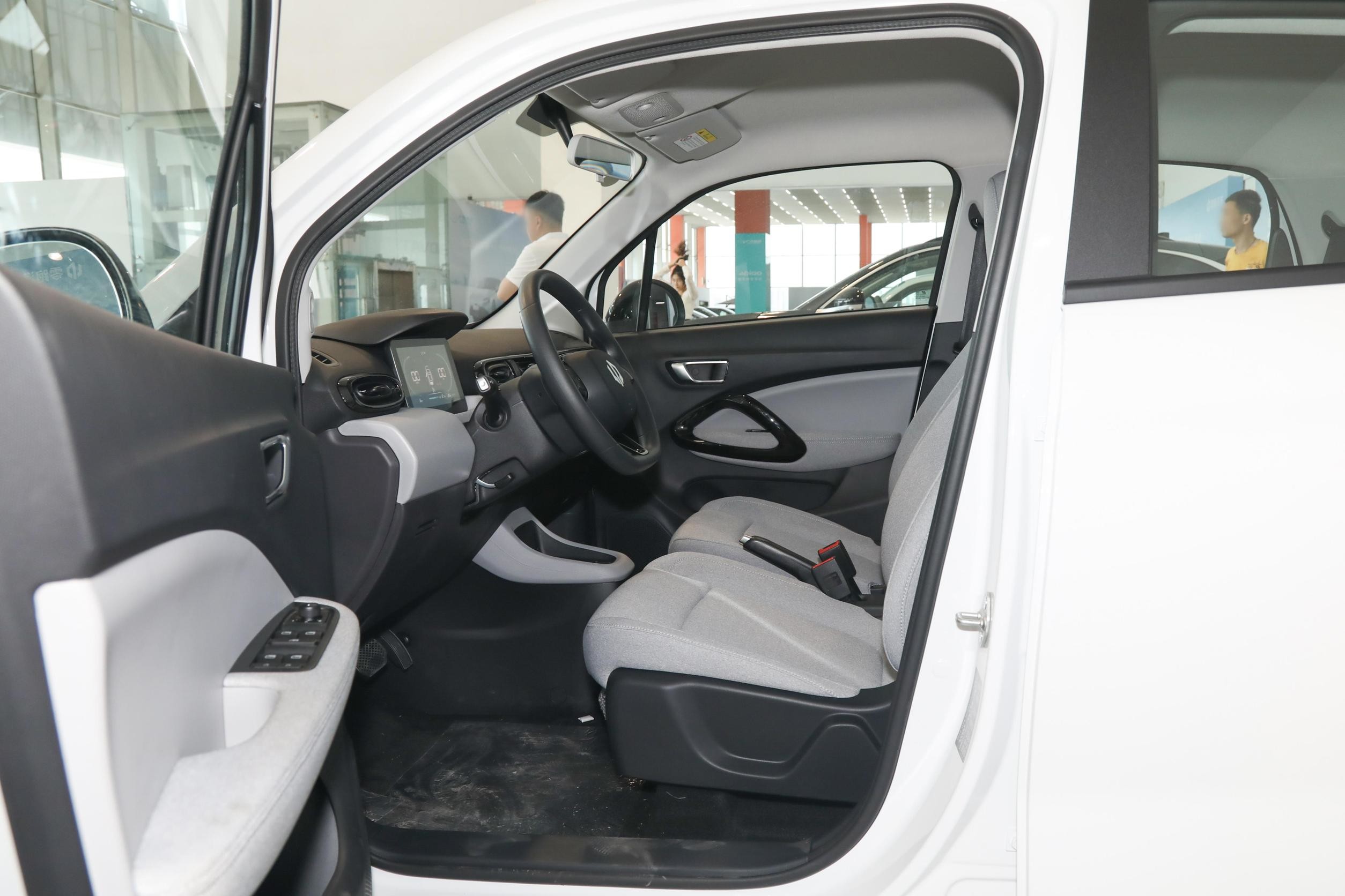 100km/H 2023 Leapmotor T03 Mini Electric Car Zero Run T03 80kW