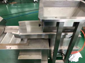 China 75L 150L 200L SS304 Independent Vibration Feeder For Z Type Bucket Conveyors on sale