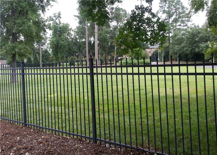 Heavy Duty Privacy Steel Tubular Fencing Residential Spear Top Panels