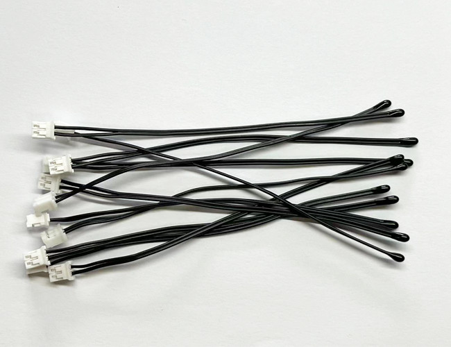 750VAC Epoxy Thermistor Temperature Sensor With 5 - 15 Sec Response Time