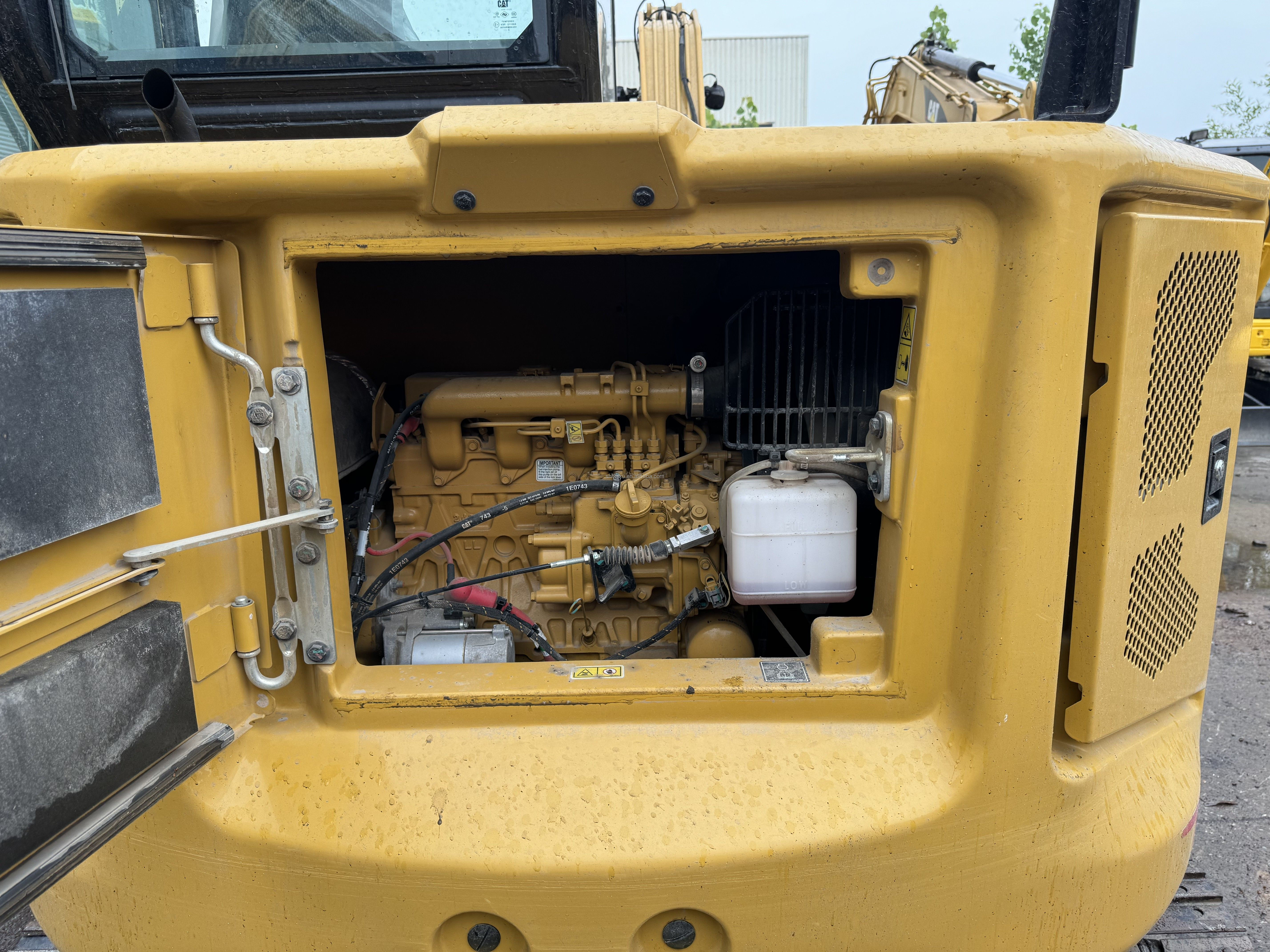 O regional Japan machine caterpillar CAT306 excavator best quality low price have EPA CE certificate CAT306 mini digger
