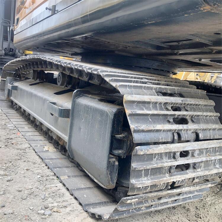 Excellent Condition 22000 KG Hyundai 220LC-9S Crawler Excavator with 112 KW Power