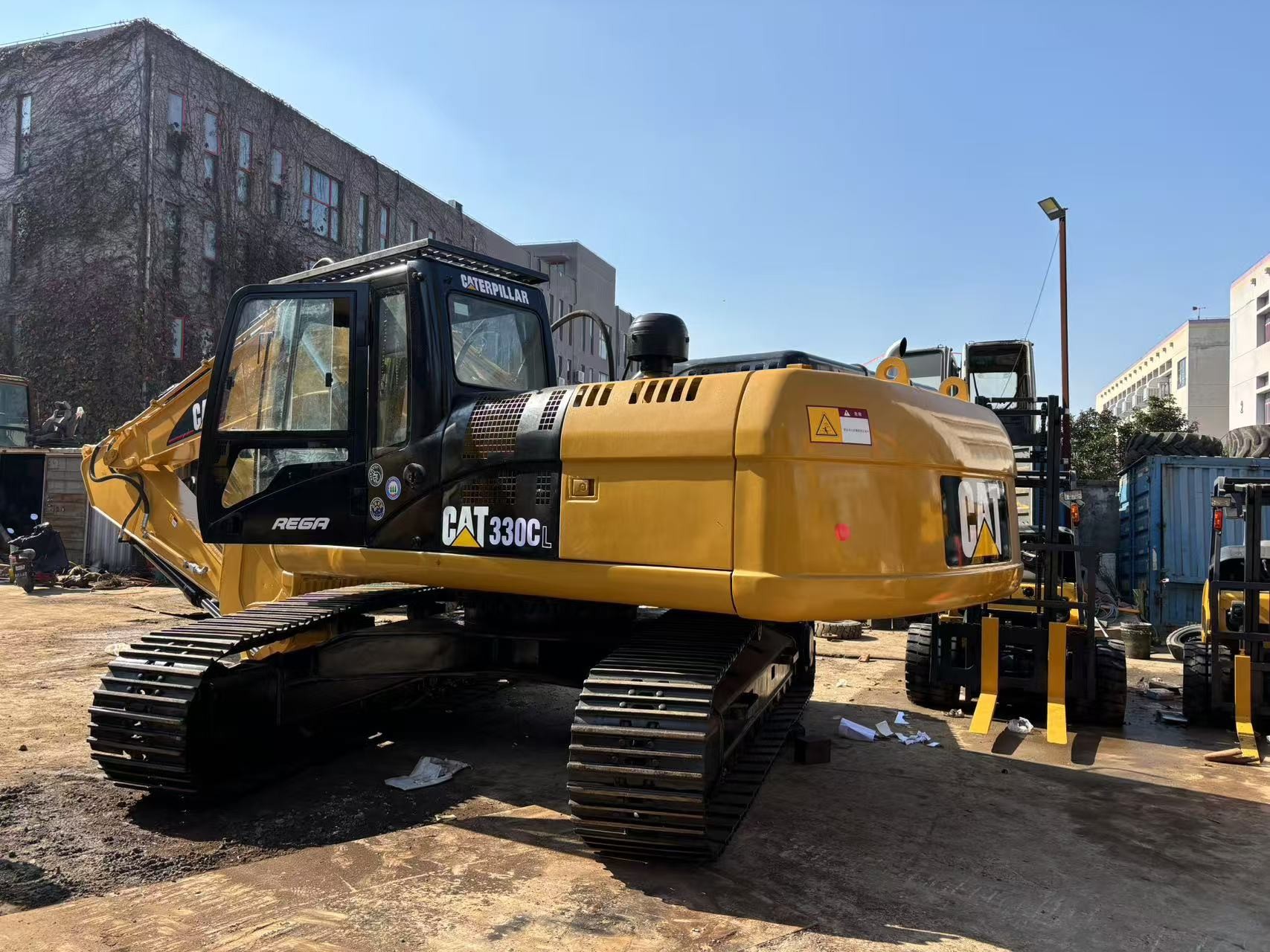 30tons Used Cat 330c 330cl Excavator Heavy Duty Equipment Bucket Capacity 1.7 M³