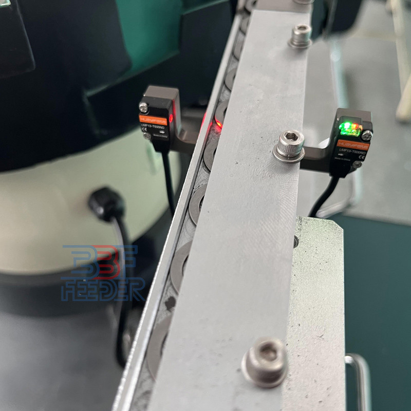 Metal Parts Big Parts Bolt Vibratory Bowl Feeder Automated 2000W