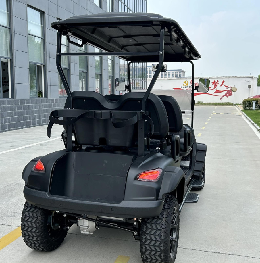 Multimedia LCD Display 4 Seater Golf Cart for Enhanced Driving Experience